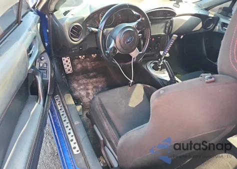 2018 Subaru Brz 2.0 Premium z USA, uszkodzony, nr VIN JF1ZCAB13J9603151